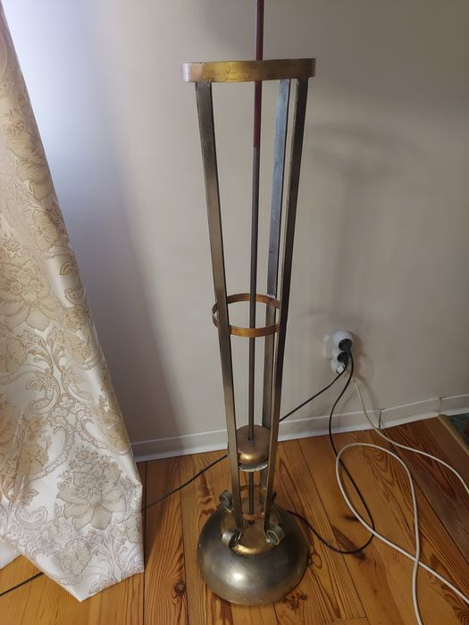 Lampa podłogowa metal