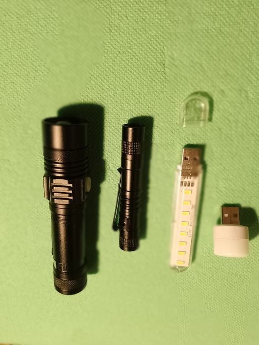 Фонарик U518 на диоде Т6 + 2 лампочки  в подарок