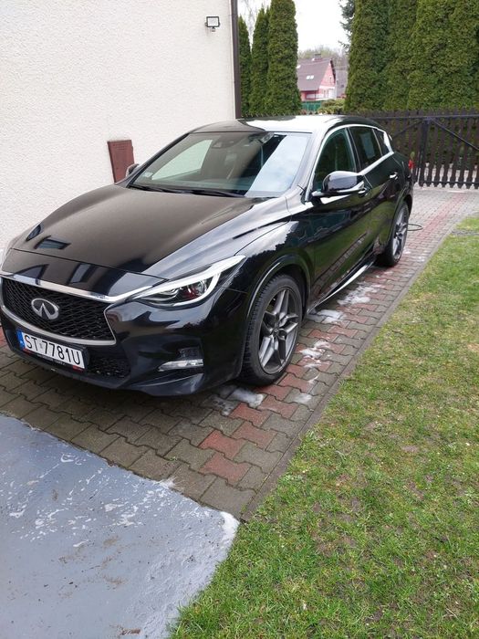Infiniti Q30 Infiniti Q30S