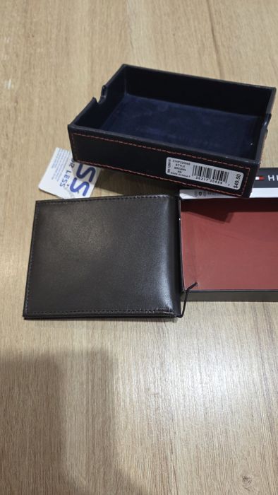 Tommy Hilfiger męski skórzany portfel - nowy