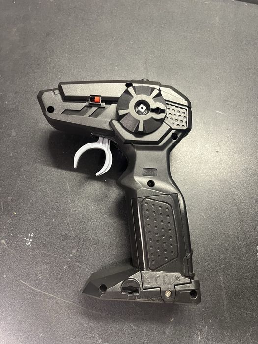 Машинка на радио управление