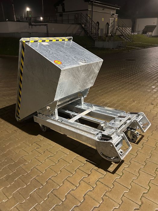 Kontener samowyładowczy ocynkowany 600L / Kontener do wózka widłowego