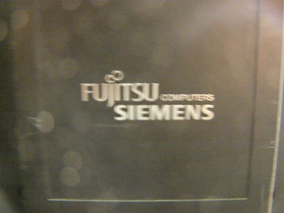 Монитор Futjitsu-Siemens B19-3