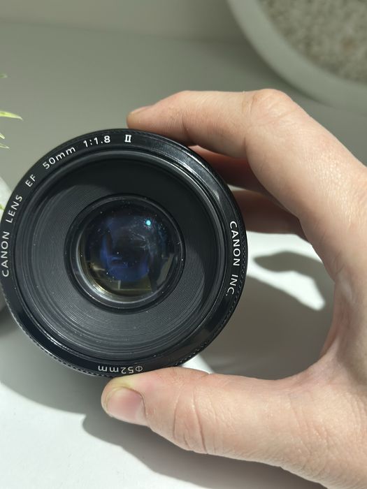 об'єктив Canon EF 50mm f/1.8
