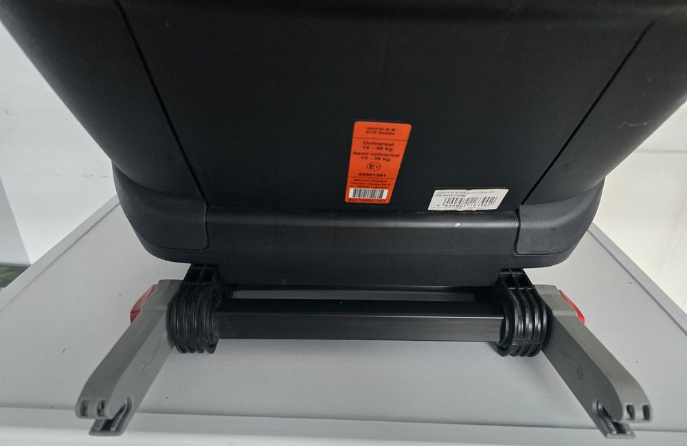 Britax Römer Kidfix III M ideał