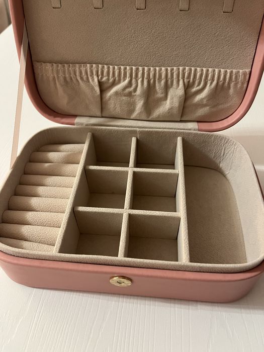 Kuferek na biżuterię etui organizer skórzany