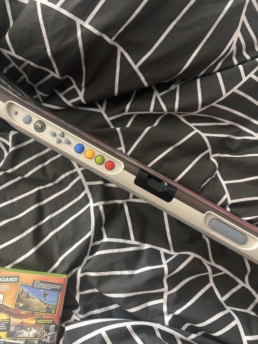 Tony Hawk Shred + deska Xbox 360