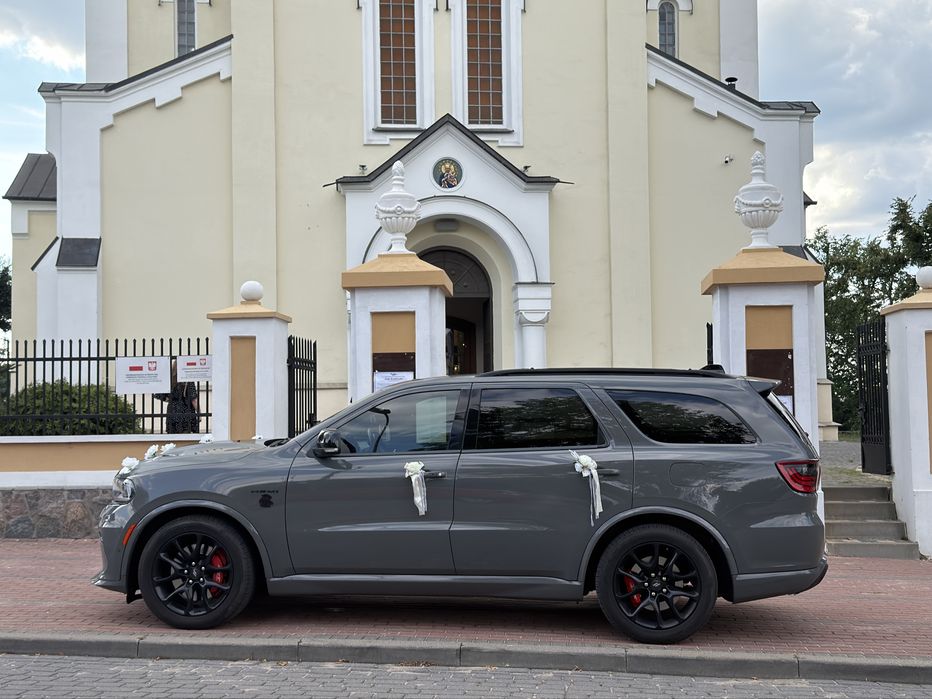 Auto do ślubu Dodge Durango SRT