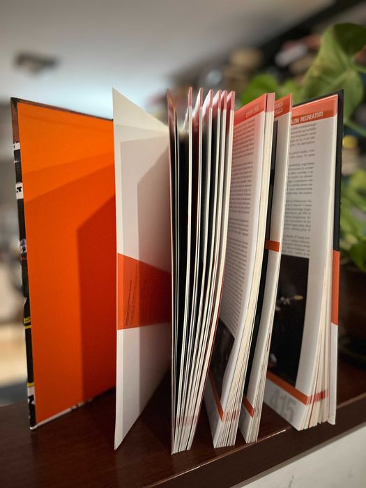 KULT-Biała Księga czyli wszystko o wszystkich piosenkach wyd. I 2009r.