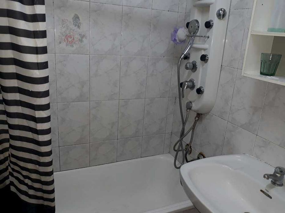 Quarto CASAL. Belém LISBOA, ENTRADA IMEDIATA. Com caução.