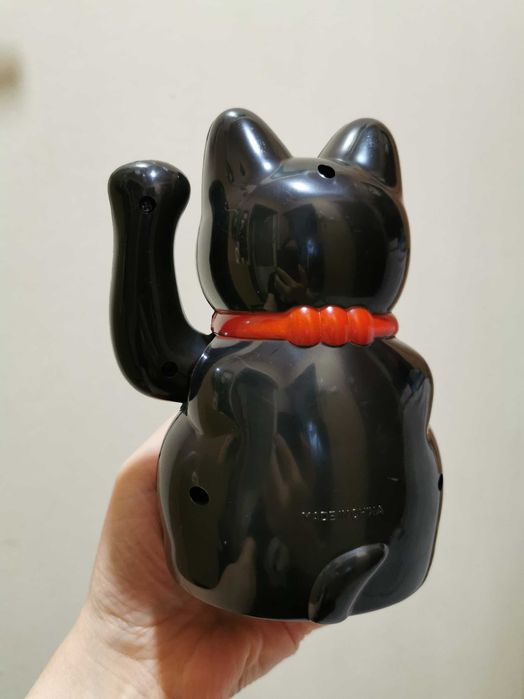 Chiński kot szczęścia Czarny