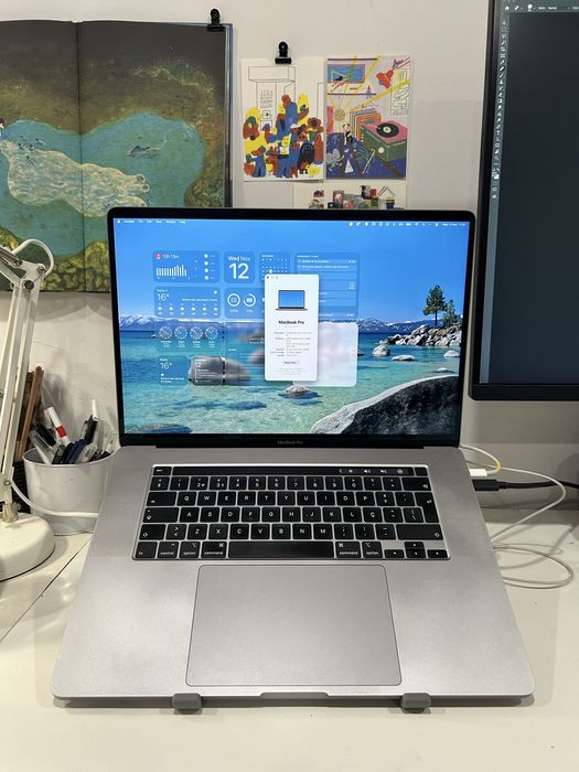 Macbook Pro 16-inch touchbar