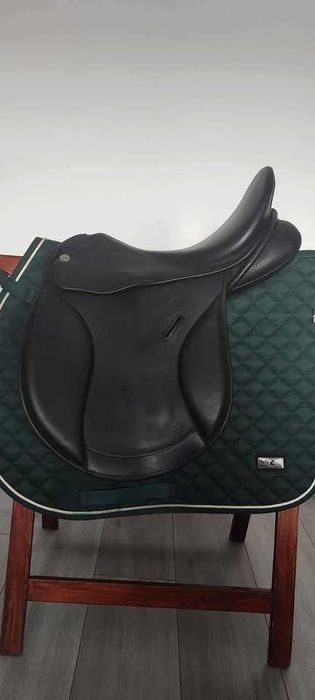 Siodło Zaldi Europa 2G wszechstronne o profilu skokowym 17 cali