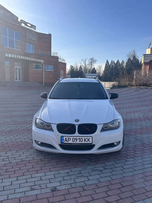 Продам БМВ е91 рестайлинг