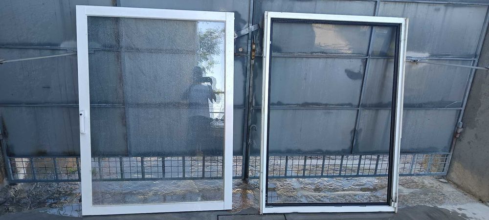 Janelas aluminio Branco e vidro duplo com respetivos Aros