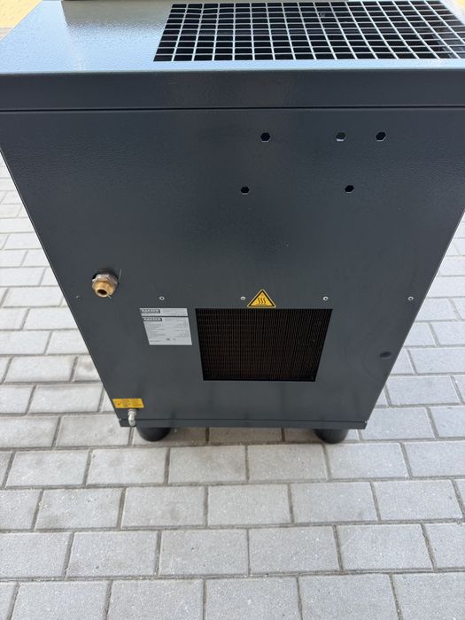 Kompresor śrubowy Kaeser SX 6 T 4KW 11 bar osuszacz