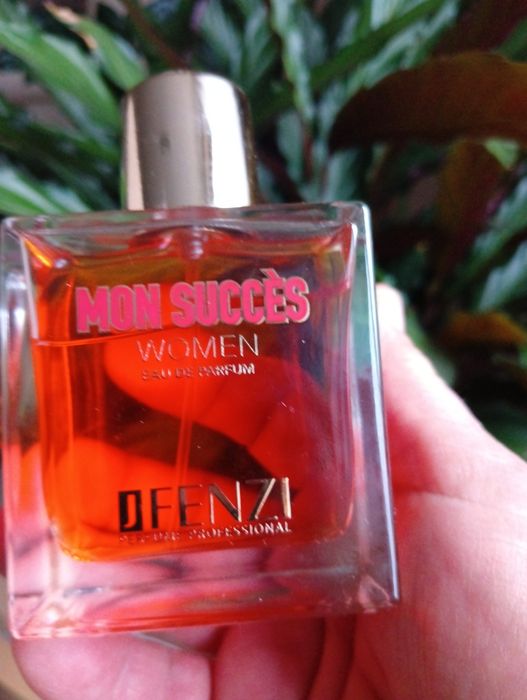 Perfuma damska Mon Succès
