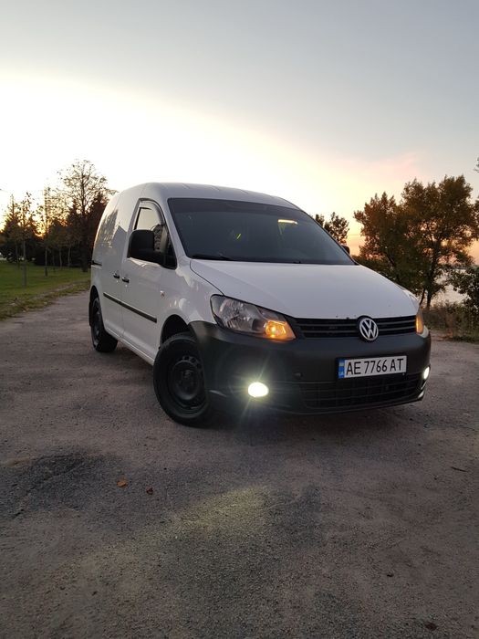 volkswagen caddy 2011 1.6 дизель