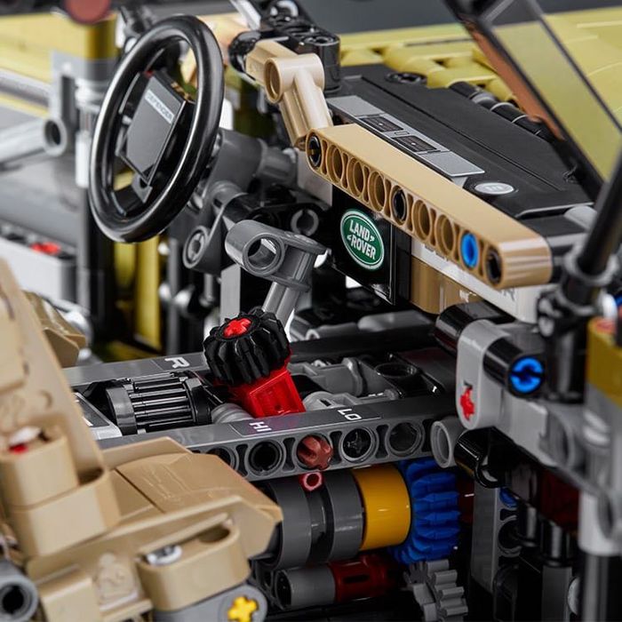 Конструктор Land Rover Defender - Позашляховик Дефендер (1:1 LEGO)