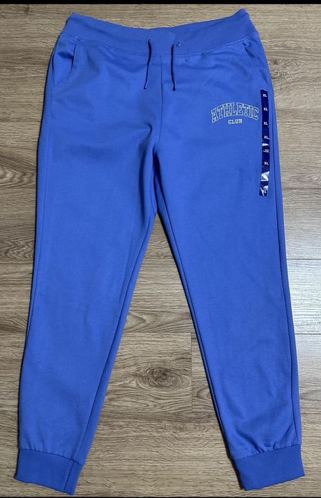 Костюм  розмір XL