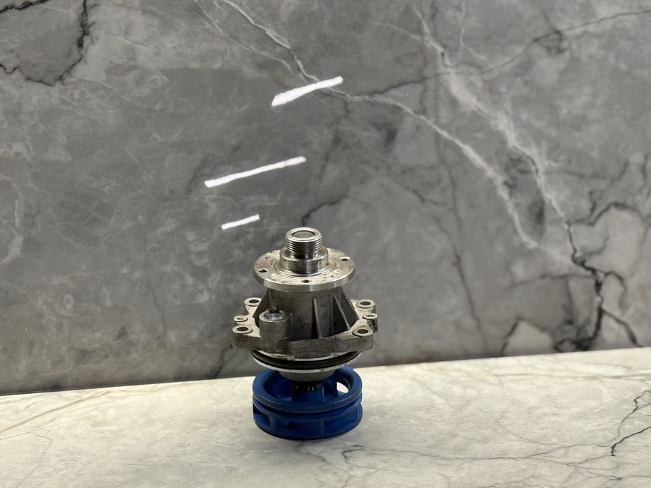 BMW E39 M52 ТУ М54 Водяна помпа е39 2.0 2.2 2.5 2.8 3.0і водяна Помпа