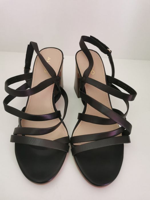 Sandálias ALDO novas