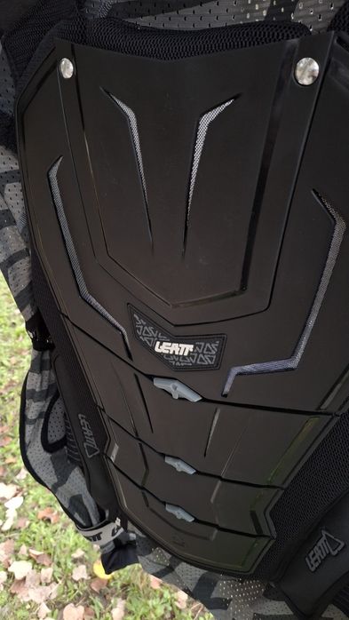 Мото черепаха Leatt  панцир ендуро захист тіла kovi geon эндуро atv mx