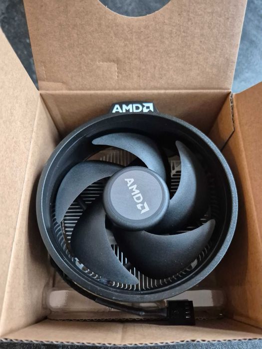 Procesor AMD Ryzen 5 5600X AM4 BOX nieużywane chłodzenie
