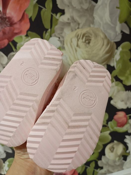 Угі дитячі для дівчаток