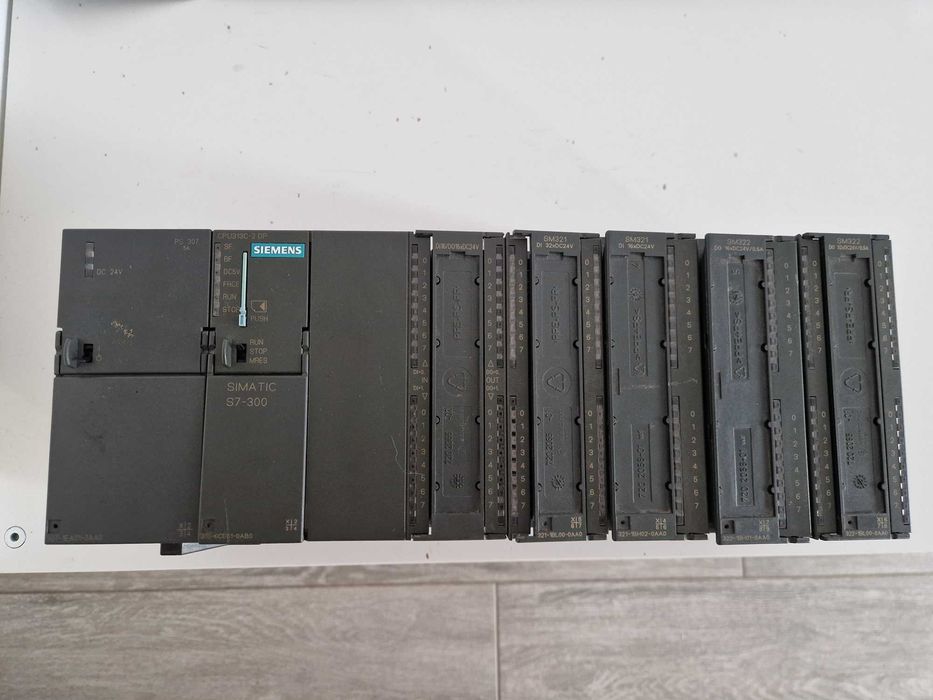 PLC Siemens S7-300 CPU313-2DP + zasilacz+ moduły2xDI + 2 x DO + szyna