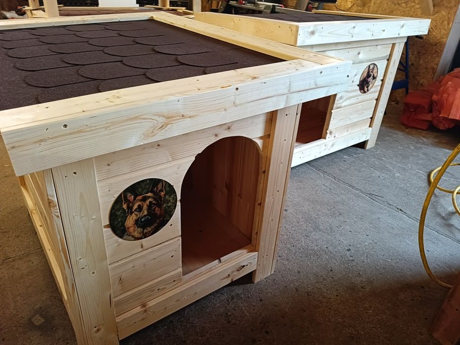 Duża ocieplana buda dla psa Owczarek Niemiecki ocieplana