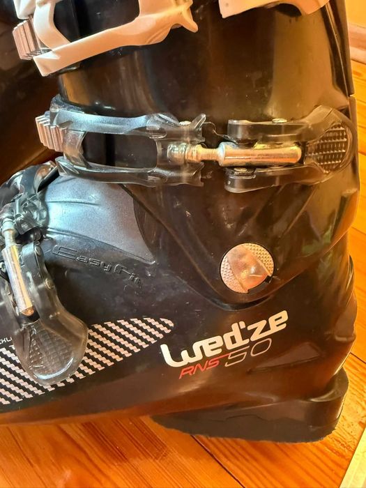 Sprzedam sprzęt narciarski