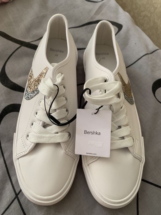 Женские туфли EGO, кеды Bershka