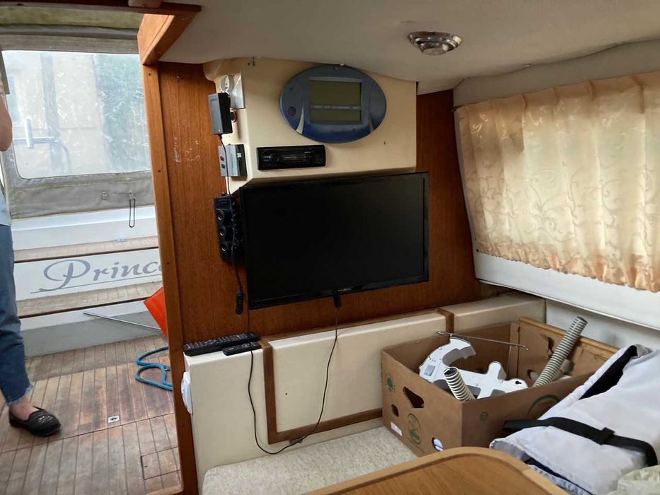 JACHT Motorowy Pilgrim 25