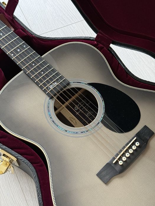 Martin OMJM 20 Anniversary