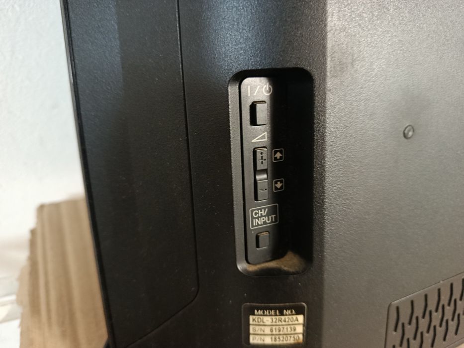 Sony LCD 32 R4 20 A.Na częsci lub do naprawy