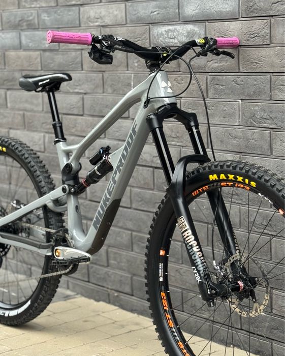 Nukeproof Mega 2021 carbon двухподвес GX AXS/burgtec/ultimate/rockshox