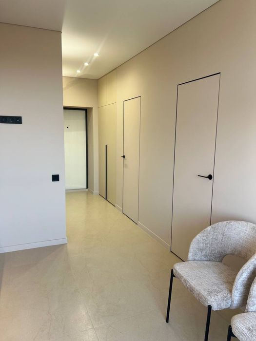 Двокімнатна CREAMY apartment у ЖК Нові метри