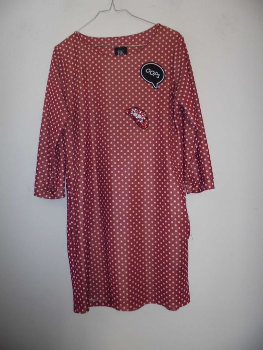 vestido de mulher as bolinhas