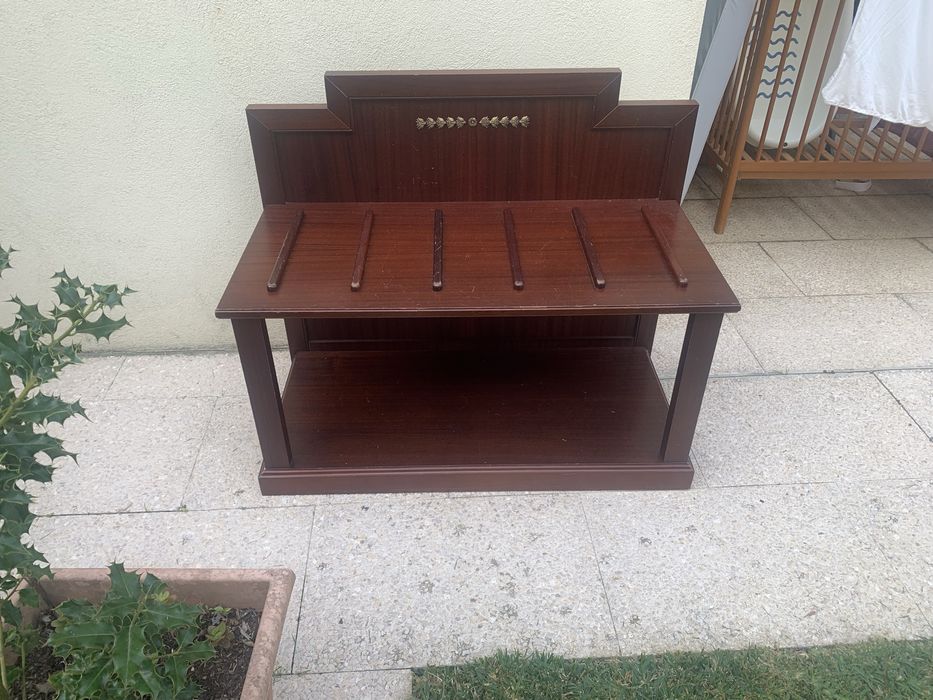 Movel Maleiro em Mogno