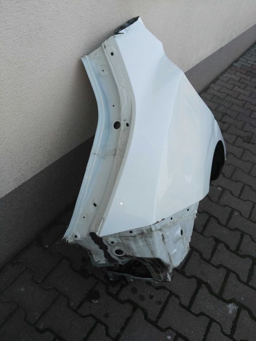 Nissan Leaf błotnik ćwiartka prawa