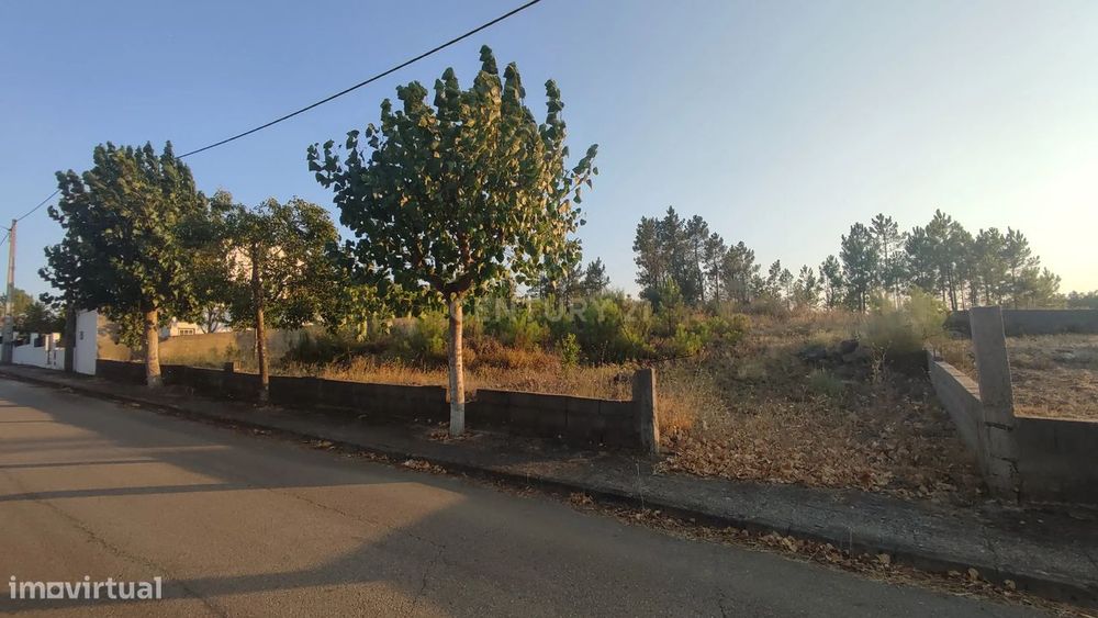 Fabuloso Lote de Terreno p/Construção com 635,4 m2 — São Vicente da Beira, Castelo Branco