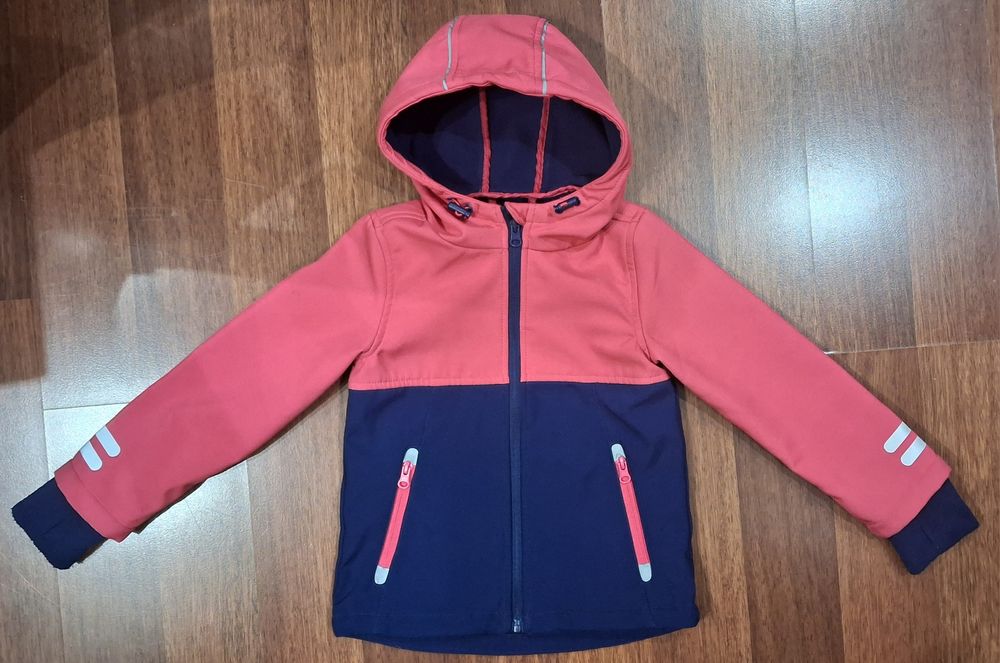 Kurtka softshell wiosenna przeciwdeszczowa