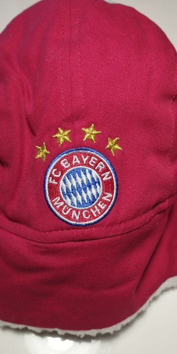 FC Bayern München оригинальная зимняя кепка-ушанка.