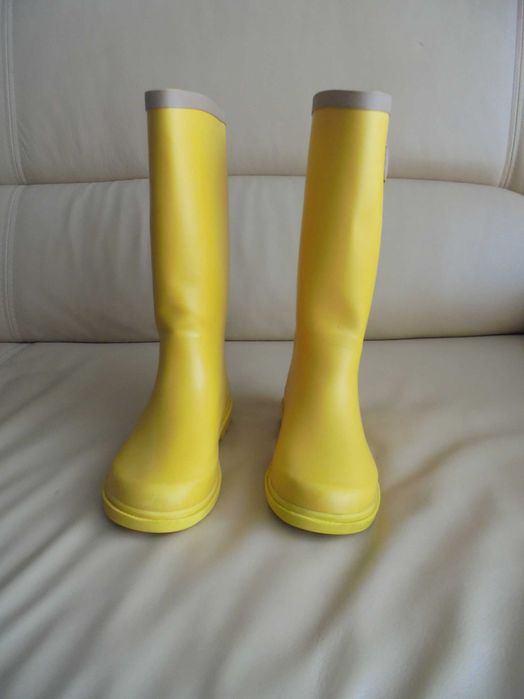 galocha de menina cor amarelo