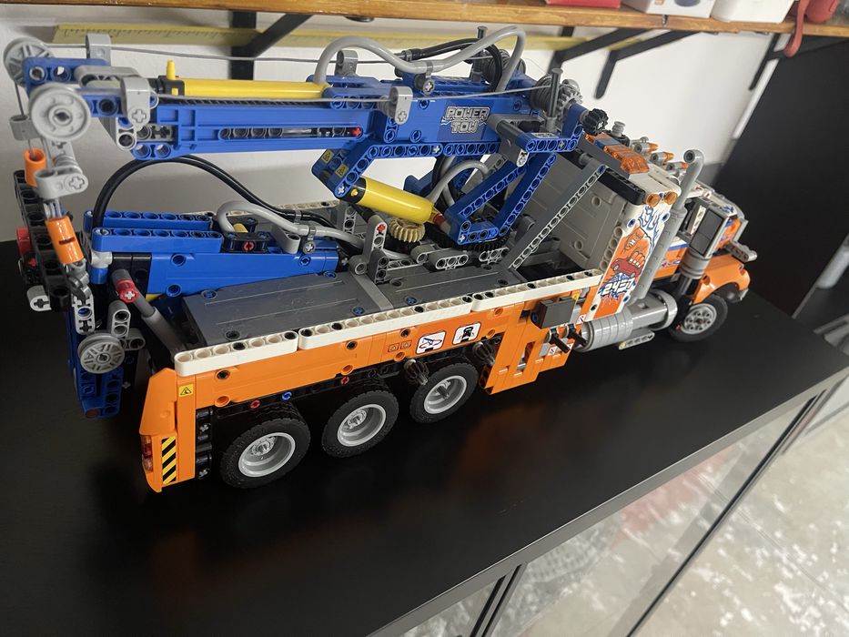 Conjunto Lego Reboque para Trabalhos Pesados 42128