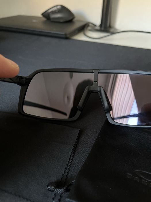 Okulary Oakley Sutro