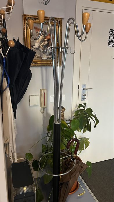 Cabide 1.80m otimo estado