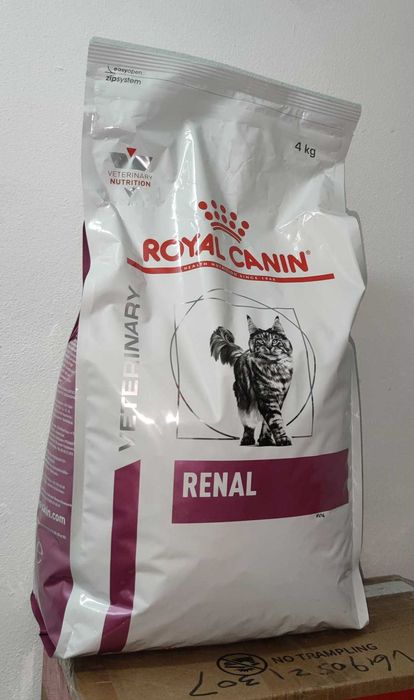 Ração Seca ROYAL CANIN Renal Para Gatos 4Kg + OFERTA De Fonte De Água