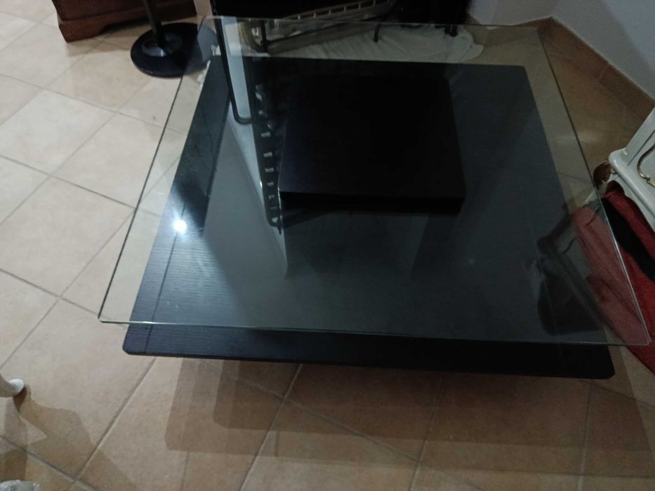 Mesa de centro preta